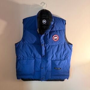 Canada Goose Arctic Program Blue Down Puffer Vest Size L (unisex)